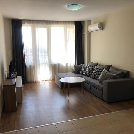 Flora Beach Private Aparthotel Pomorie Bagian luar foto